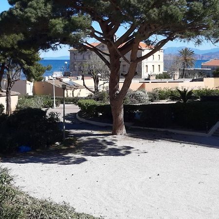 LʼÎle-Rousse Appart Acqua מראה חיצוני תמונה
